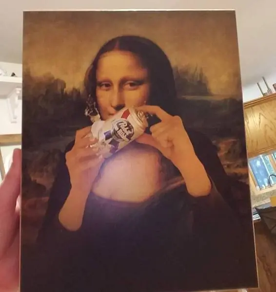jueves