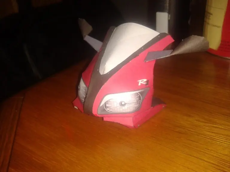 Yamaha YZF-R1 Papercraft