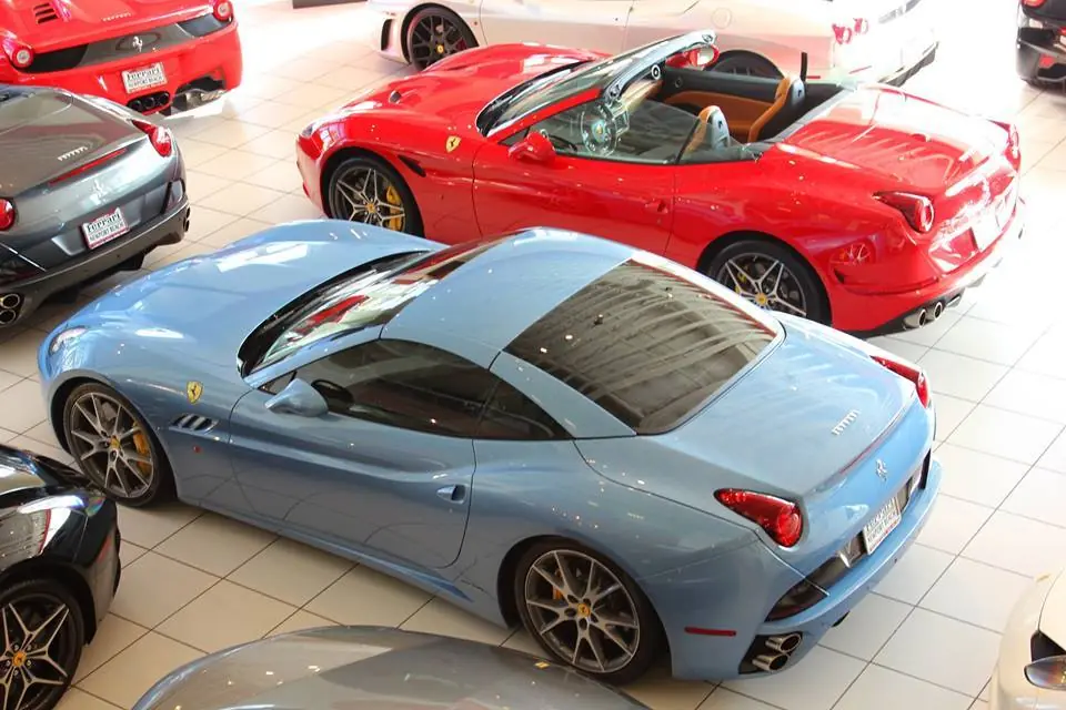 Compilado de Ferrari: que modelo te gusta mas?