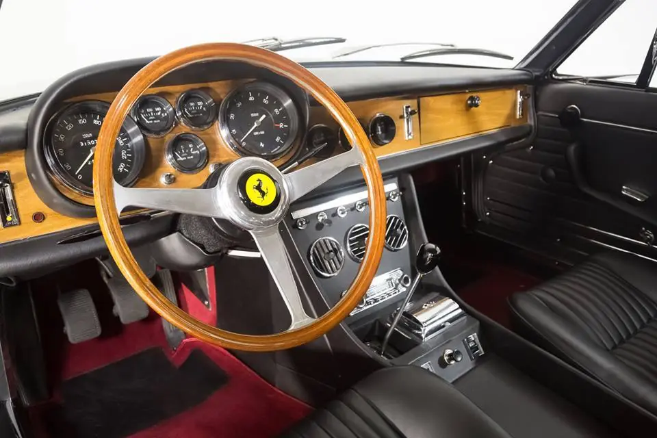 Compilado de Ferrari: que modelo te gusta mas?