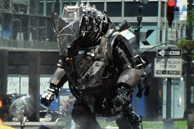 Aparece Rinho en The amazing spiderman 2