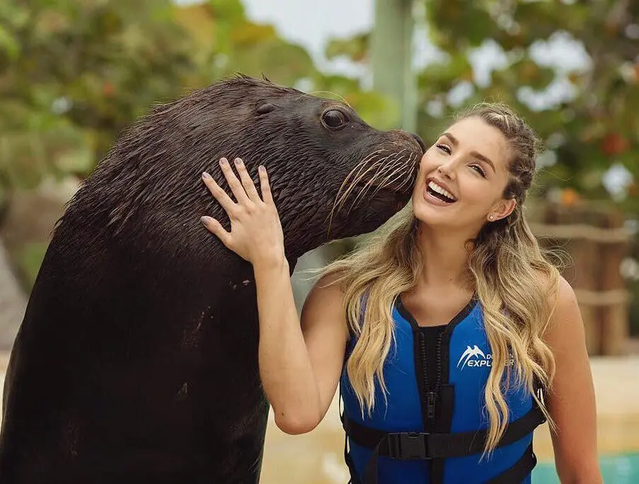 Pasa y conoce a este angelito colombiano