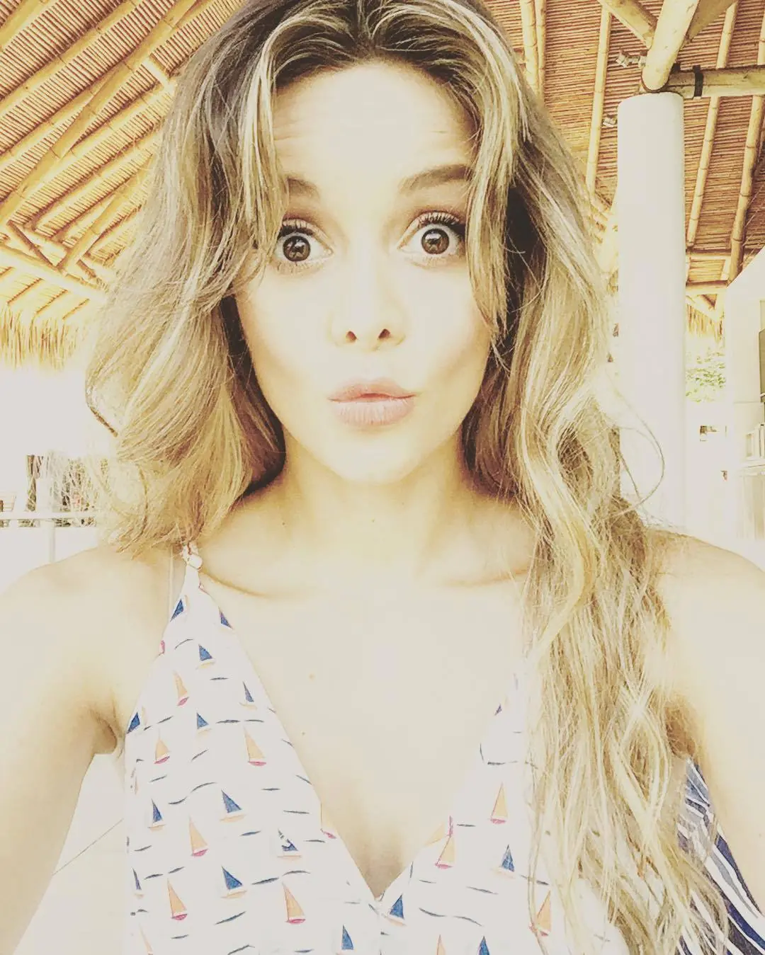 Te gustan las colombianas? Pasa y conoce a Alejandra