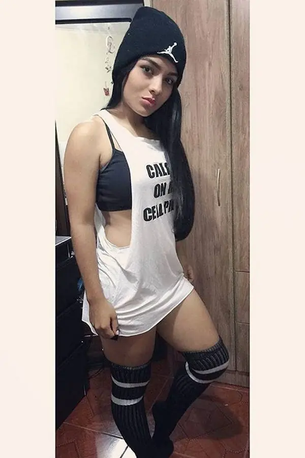 Lauu Gonzalez, hermosa y sensual youtuber de 15 años