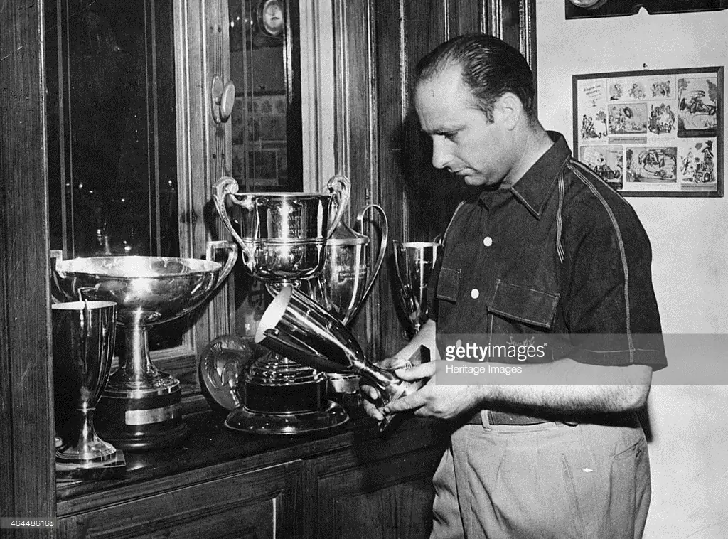 Se cumplen 106 años del nacimiento de Juan Manuel Fangio