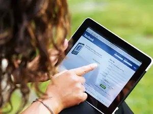 Facebook perjudica a personas con baja autoestima