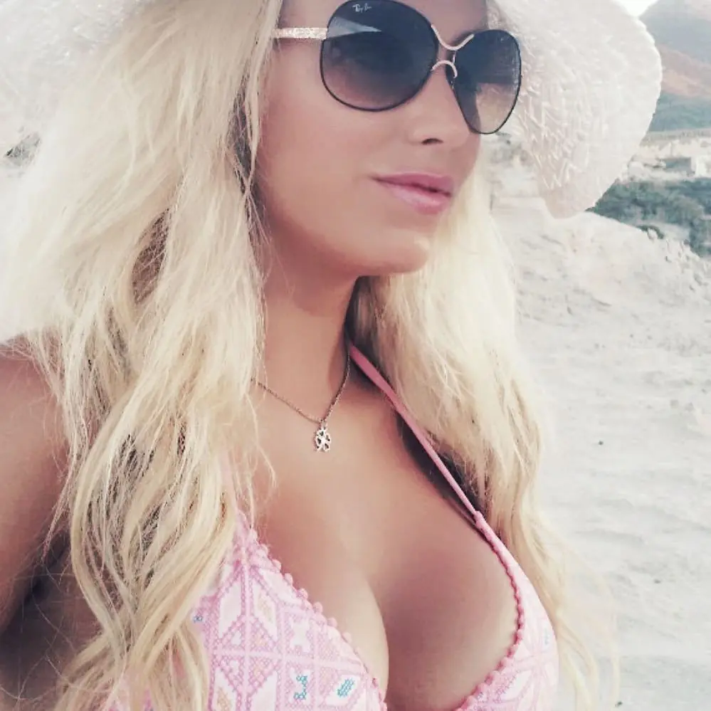 Conoce a Laura Gadea la hermosa presentadora del Chiringuito