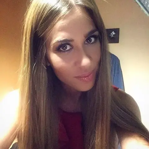 PRESENTADORA