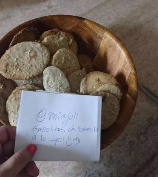 Galletitas de semillas y banana para el mate