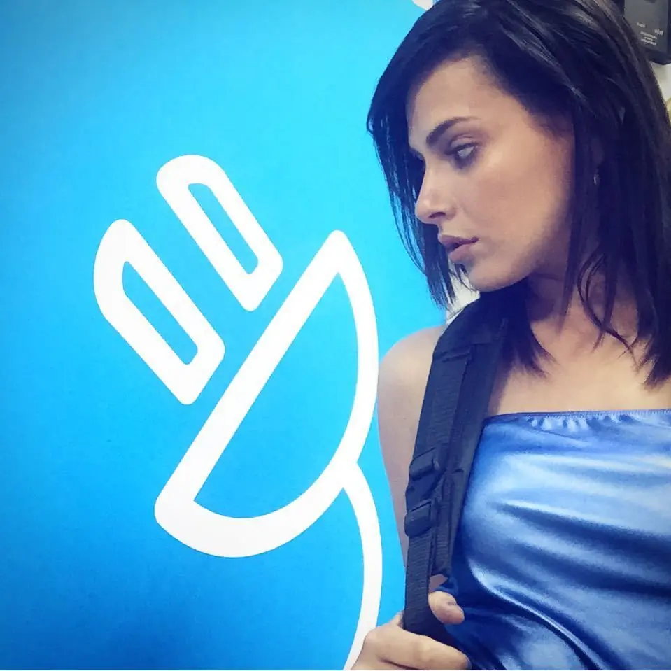 Mirá esta mina de EnchufeTV: María Karla Gómez