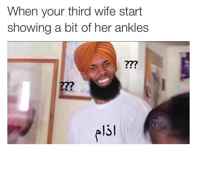 Mira el origen del meme del negro confundido.