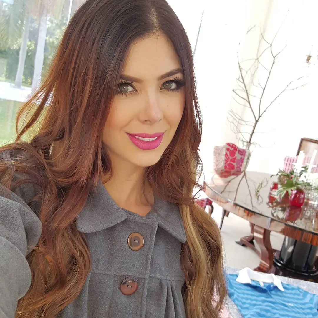 Gemelas Davalos unas divas que no necesitan presentación Gemelas Davalos unas divas que no necesitan presentación
