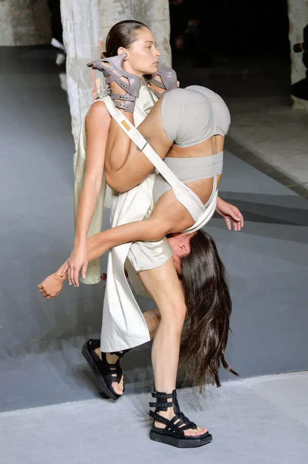 mujeres mujeres