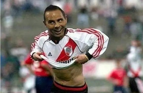llora riber