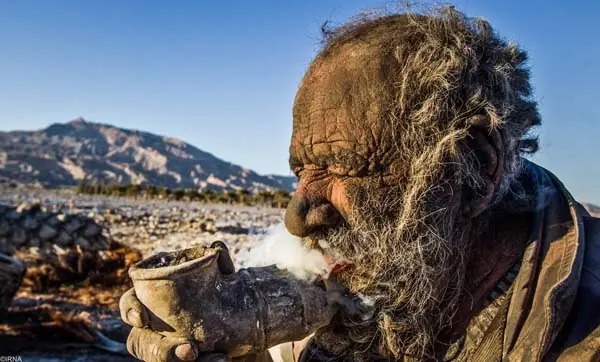 No se ha duchado en 60 años