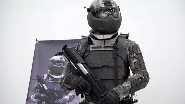 Rusia revela un prototipo de uniforme de combate futurista