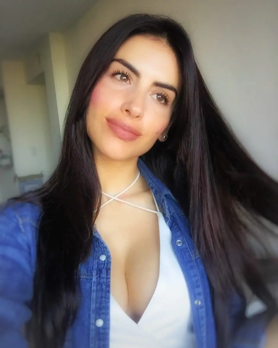 presentadora presentadora