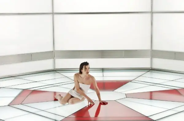 Milla Jovovich en Regreso a la laguna azul (1991). Mírala Milla Jovovich en Regreso a la laguna azul (1991). Mírala