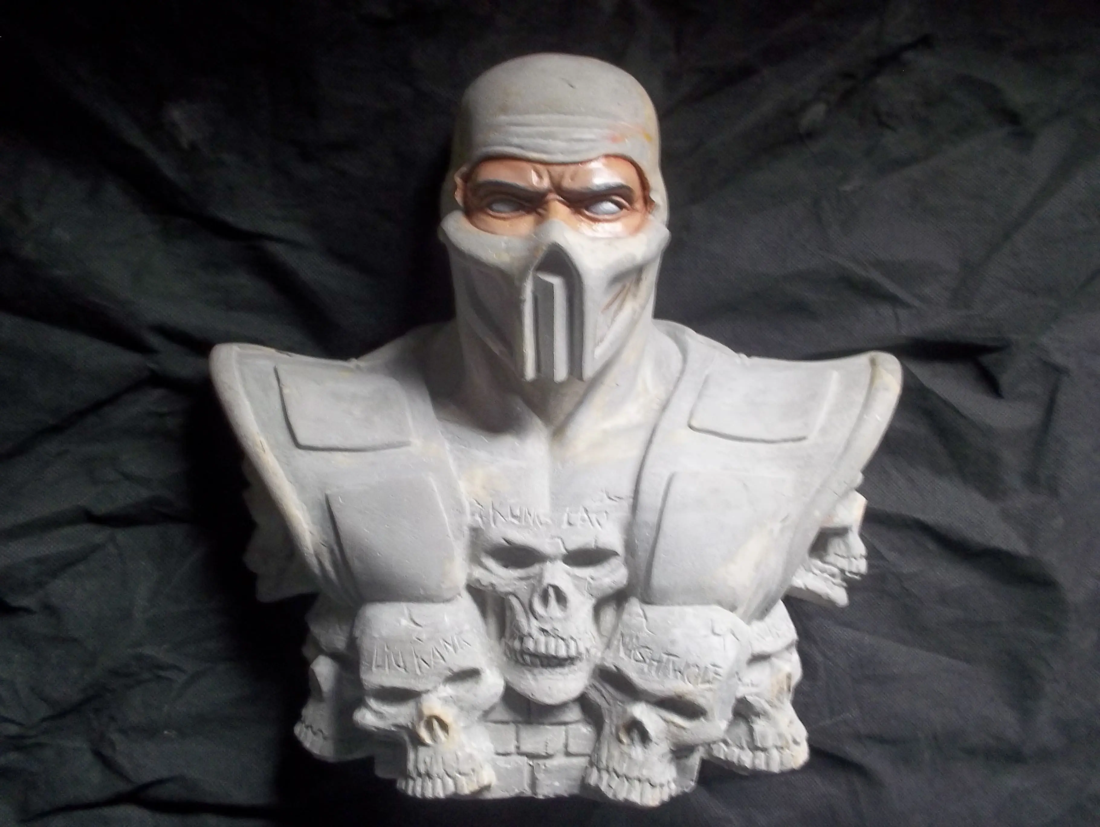 Escultura scorpion mk