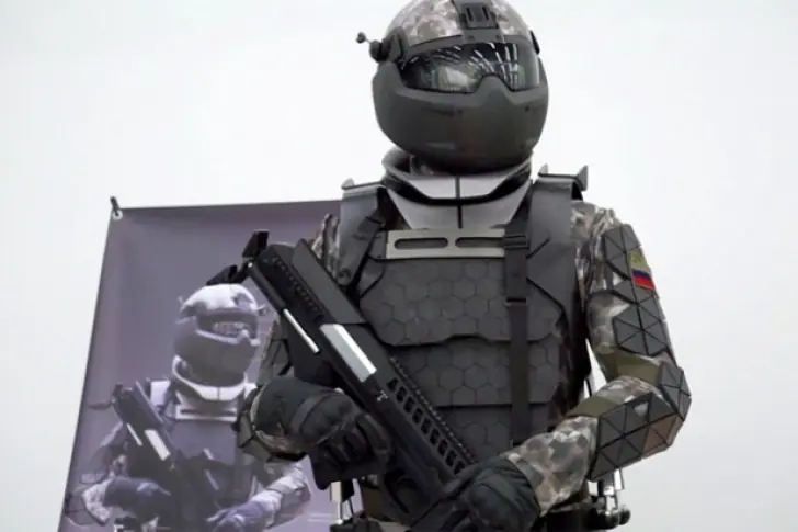 Rusia revela uniforme de combate (video)