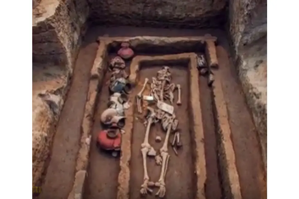 Descubren en China restos de humanos gigantes!