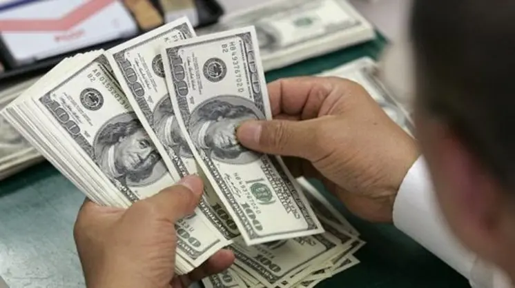 AFP: Dólar no oficial en Venezuela rompió barrera de los 7 m