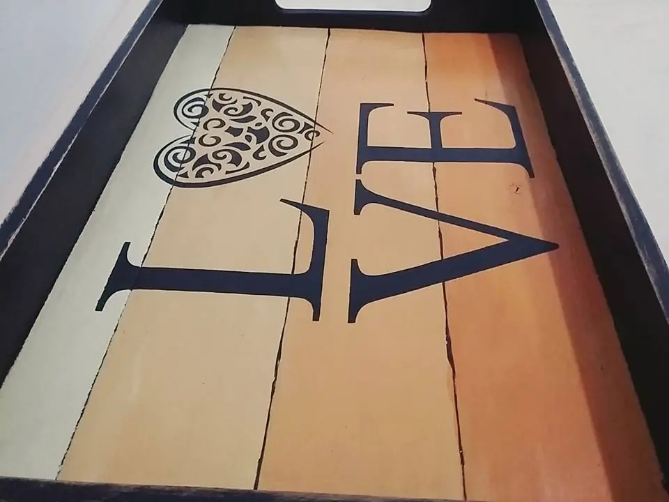 Bandejas de madera de desayuno, las hago yo
