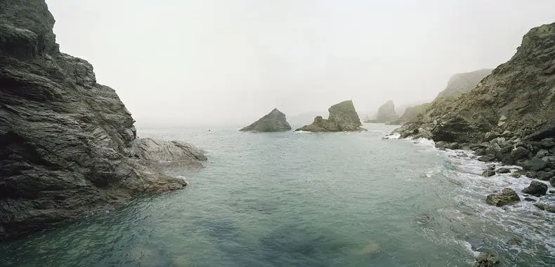 27 Playas que parecen irreconocibles cuando sube la marea