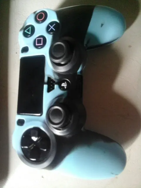 Me compre la PS4 y te la tromues