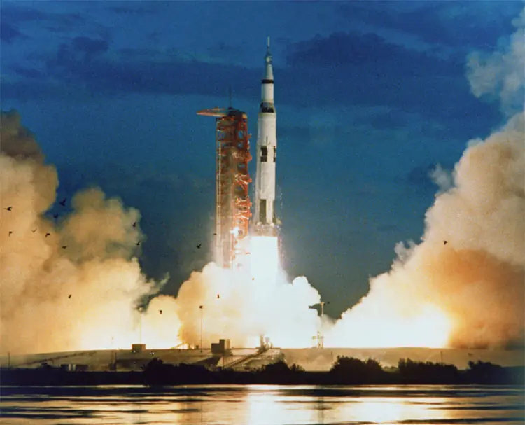 48 años del despegue a la luna