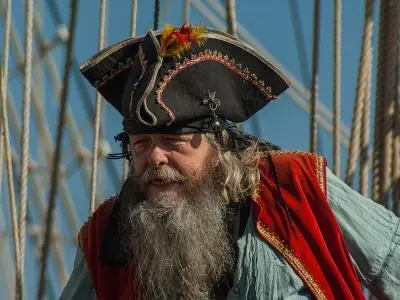 Conoces la diferencia entre pirata, corsario y filibustero?