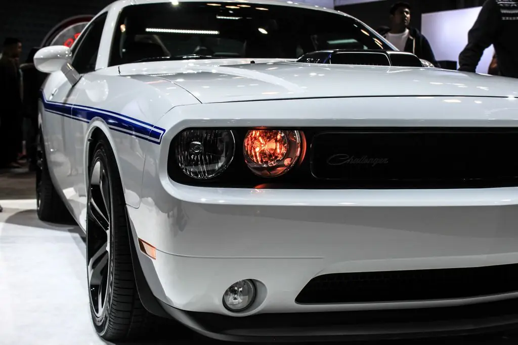 Dos muscle car