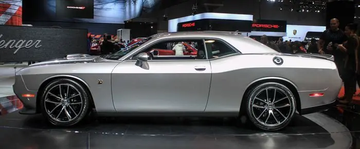y Dodge Charger