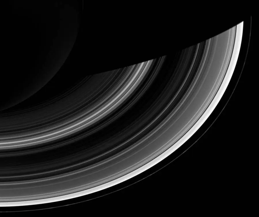 Saturno