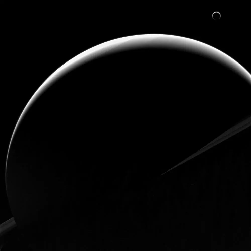 Saturno