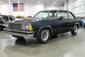 Un carro de hombre Malibu 1980