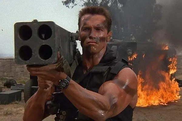 Commando -Arnold Schwarzenegger- Historia, curiosidades .