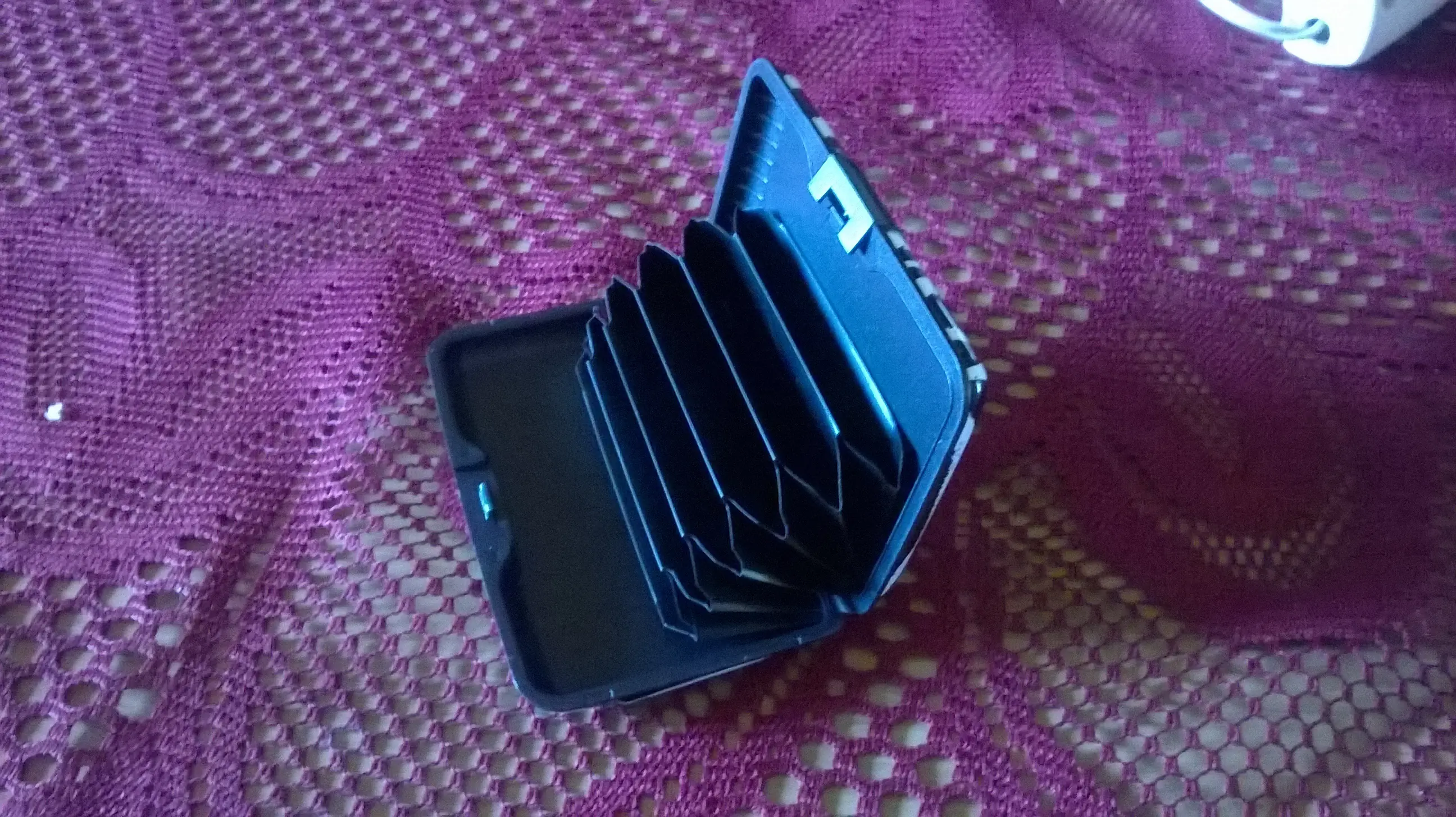 Me Compre un Tarjetero y lo Tromues