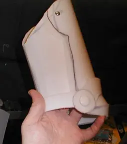 Tutorial para armar un brazo mecánico-Full Metal Alchemist