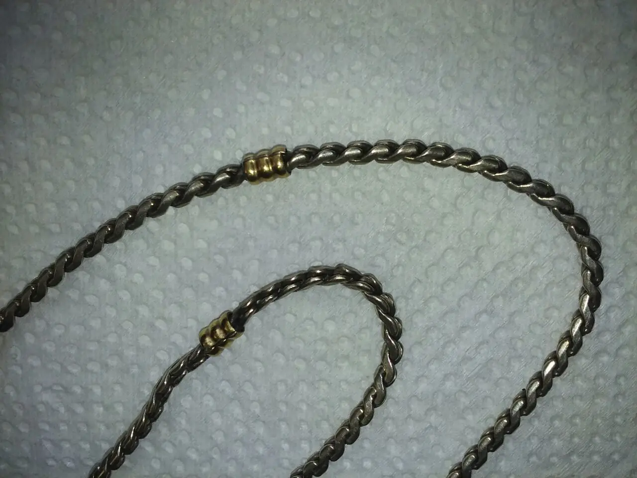 Cómo limpiar una cadena de plata