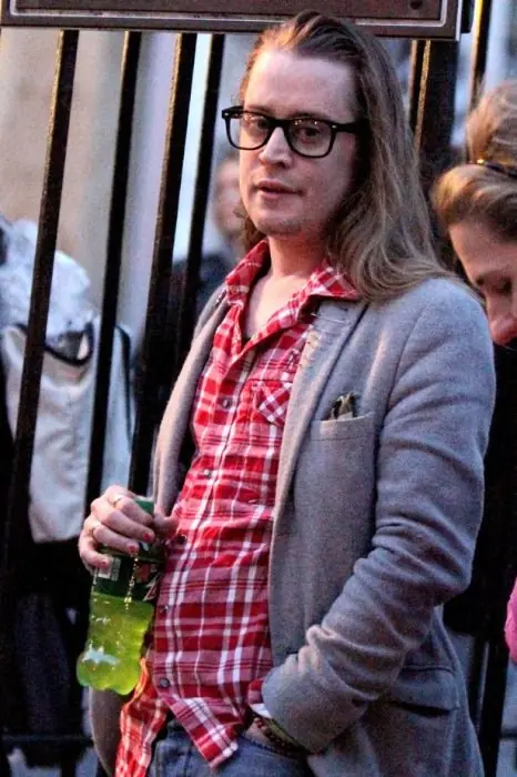 Macaulay Culkin vuelve a sorprender con su nuevo aspecto Macaulay Culkin vuelve a sorprender con su nuevo aspecto