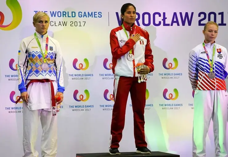Imparables: Peruana gana medalla de Oro en Karate