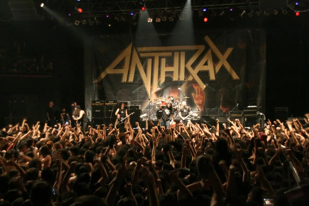 metaleros entren¡ el espiritu vive