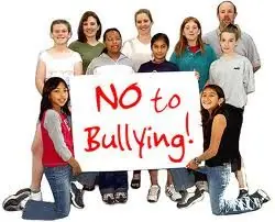 Abuso escolar (bullying)