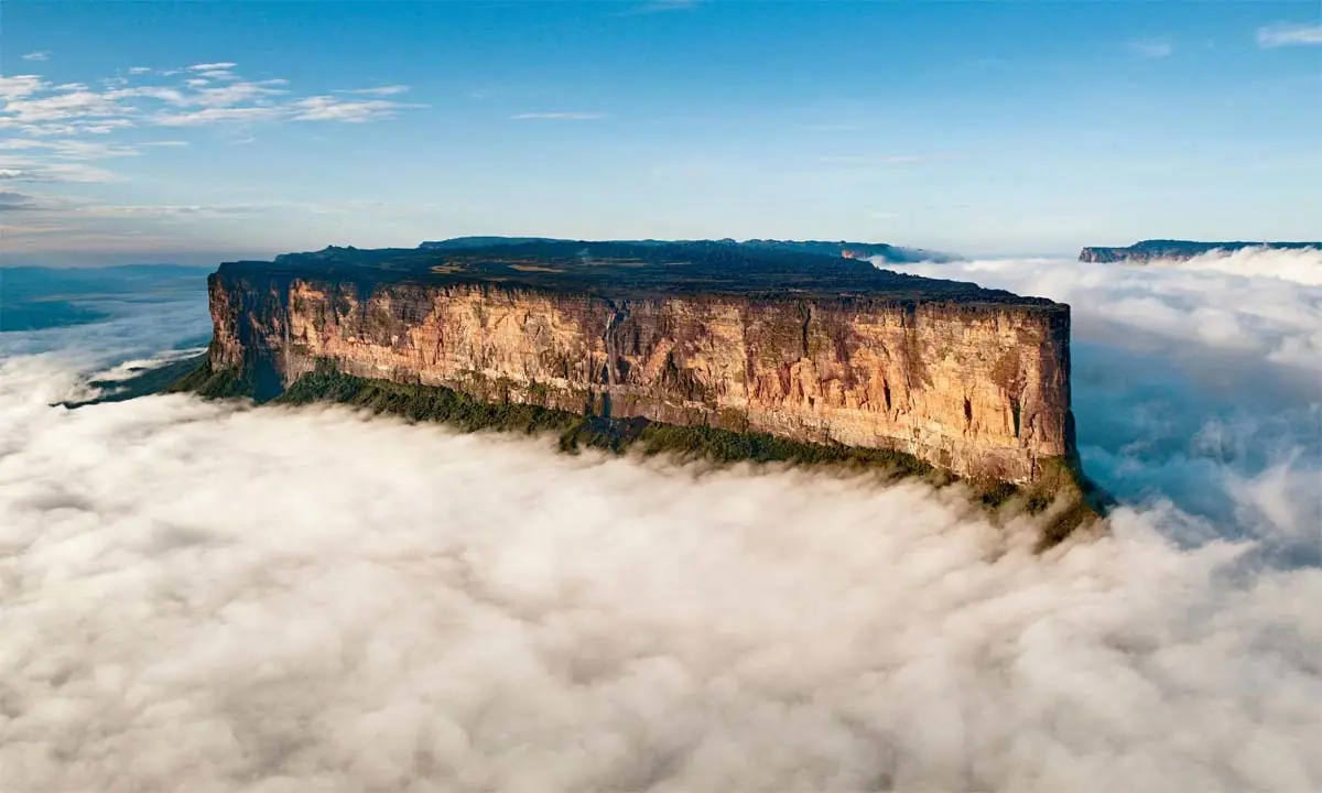 El misterioso monte Roraima: ¿Es natural o artificial??