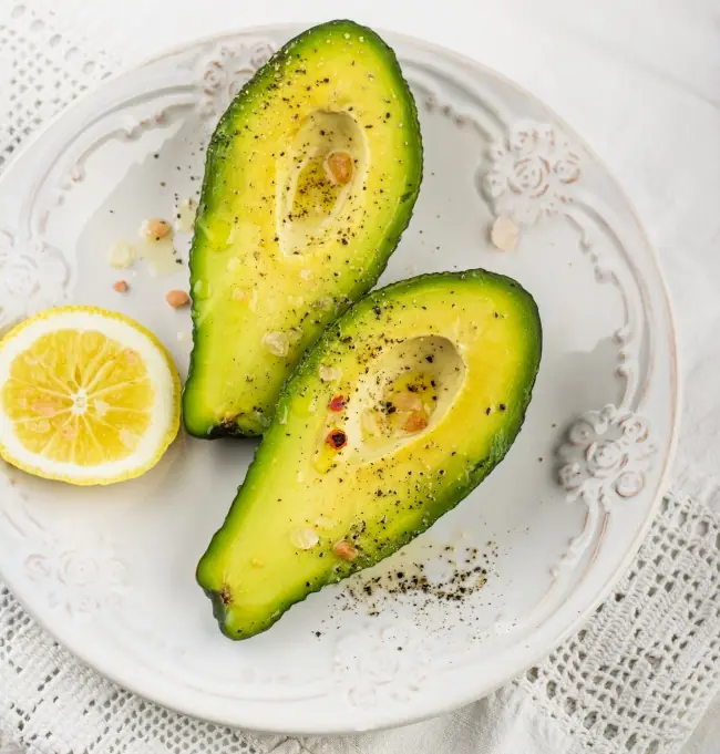 14 Alimentos que no debes almacenar en el refrigerador