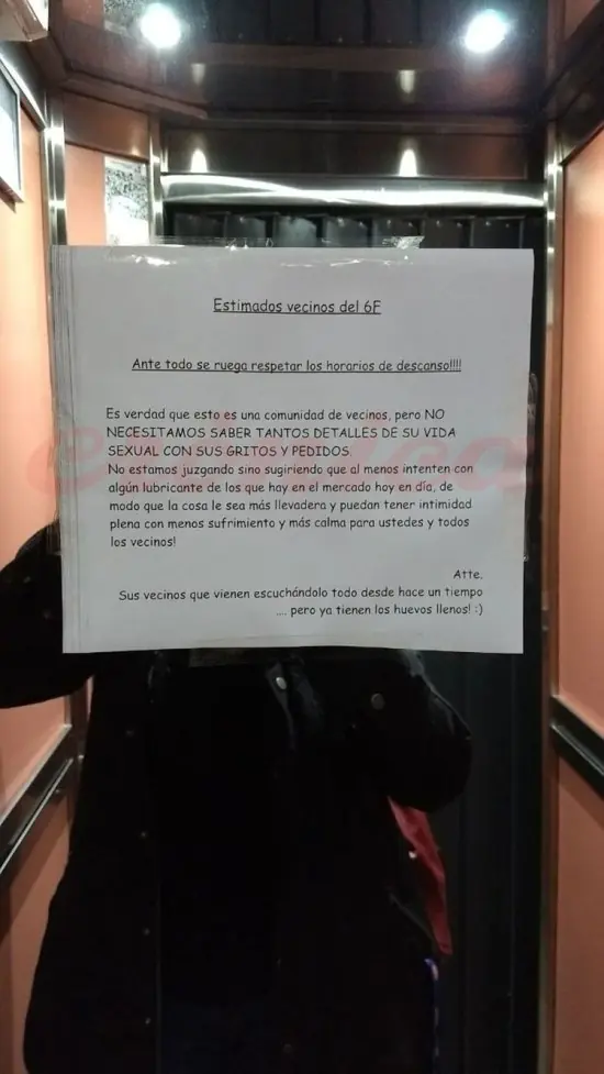 Ayuda a Hacer top los gemidos sexuales de esta pobre mujer