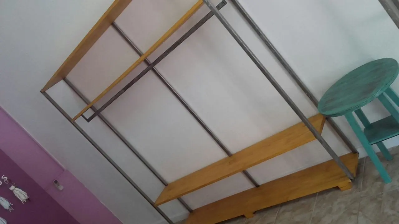 diseñe el mobiliario para un negocio, pásate lince!!