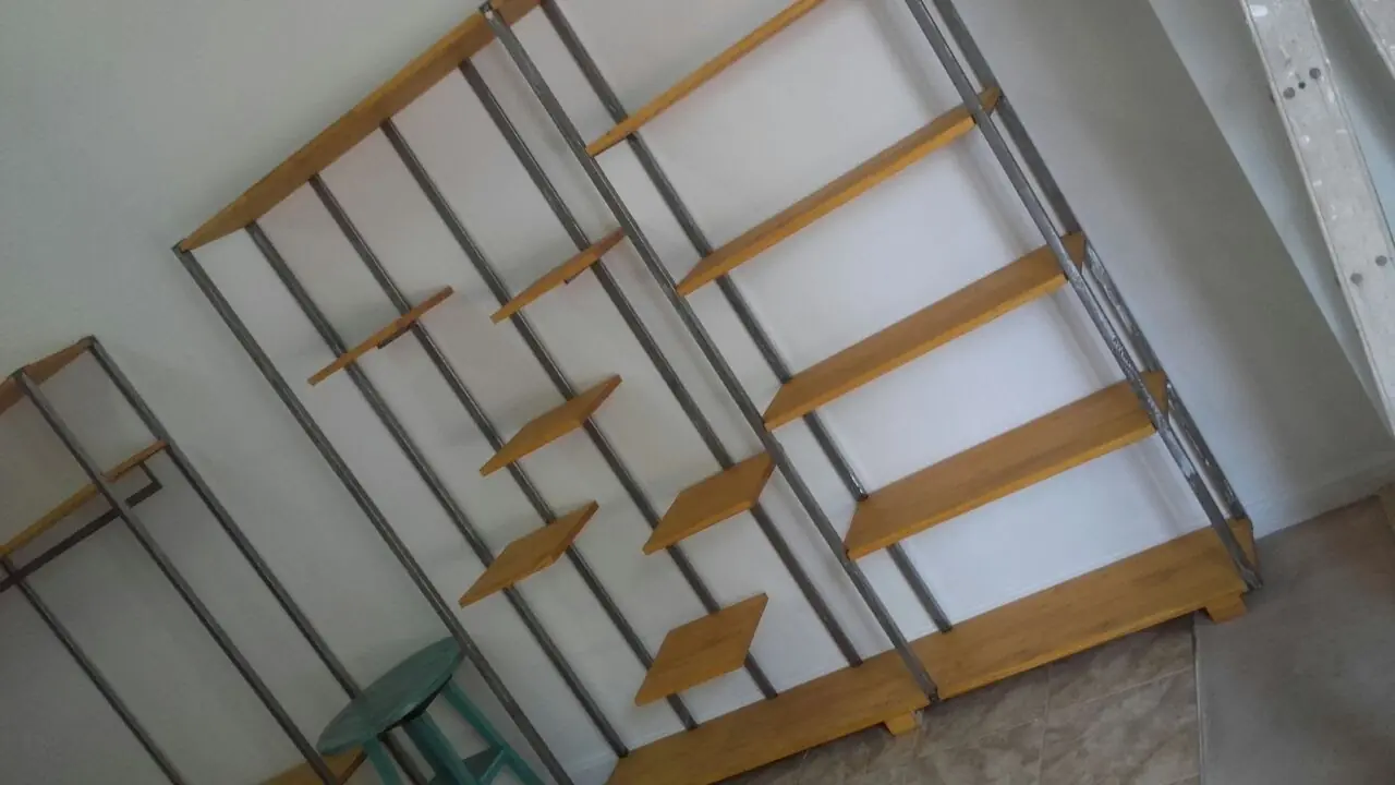 diseñe el mobiliario para un negocio, pásate lince!!