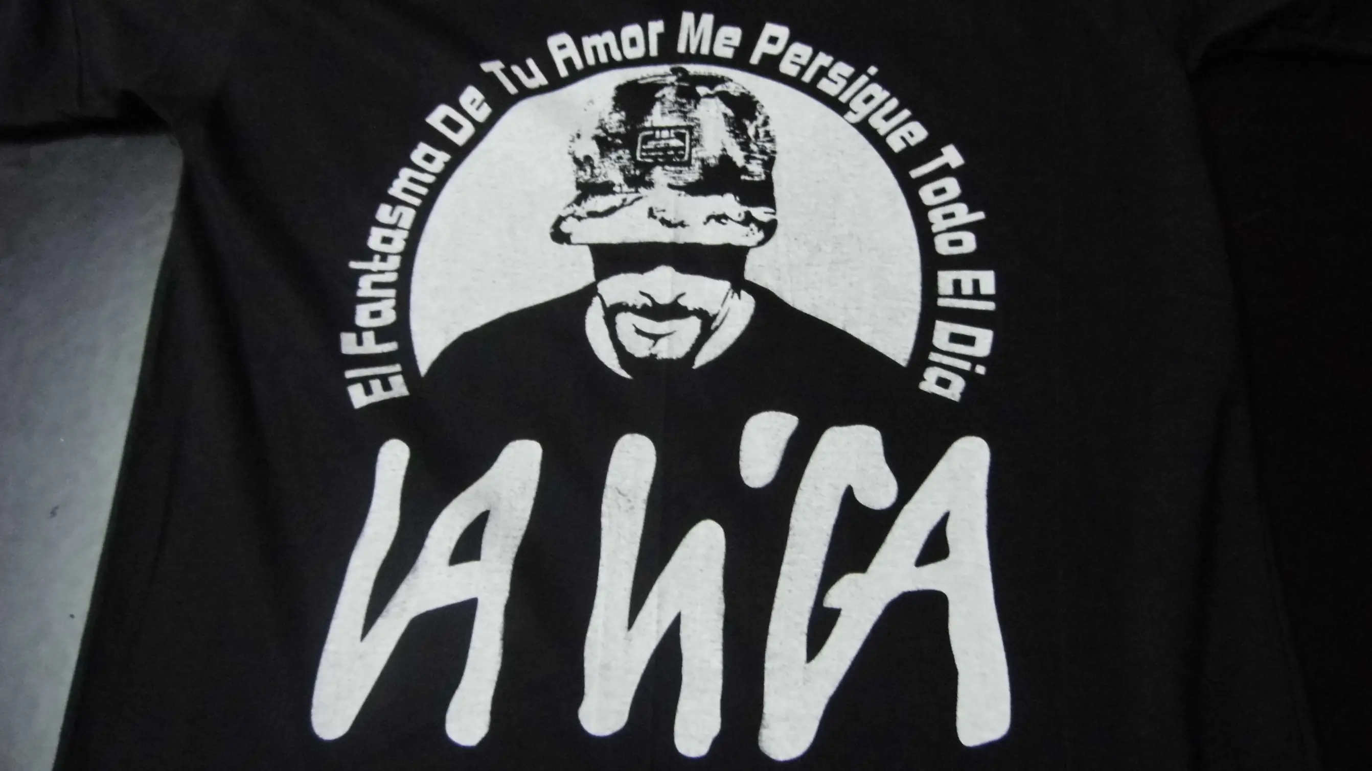 Hice una remera y una taza del Comandante